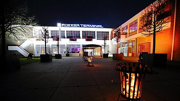 Entrance of the Fokker Terminal by night